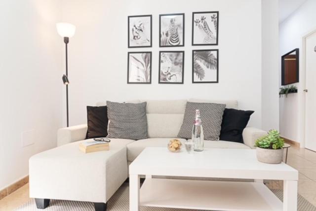 At Trajano 1 Apartman Almería Kültér fotó